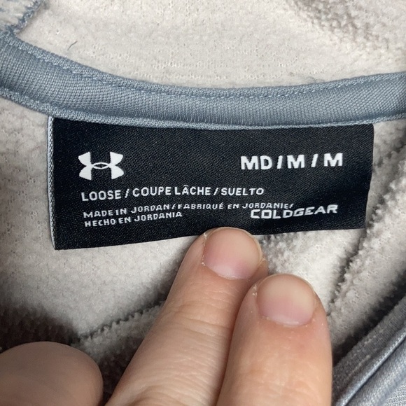 Under Armour cold gear loose fit hoodie size medium - Picture 4 of 7